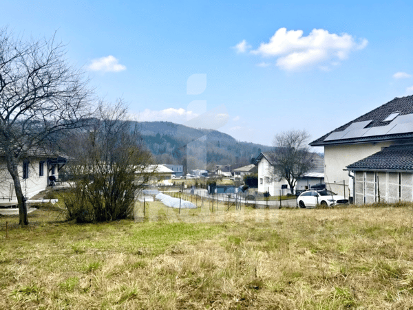 Beau terrain avec vue montagne à 25 minutes de Genève 4