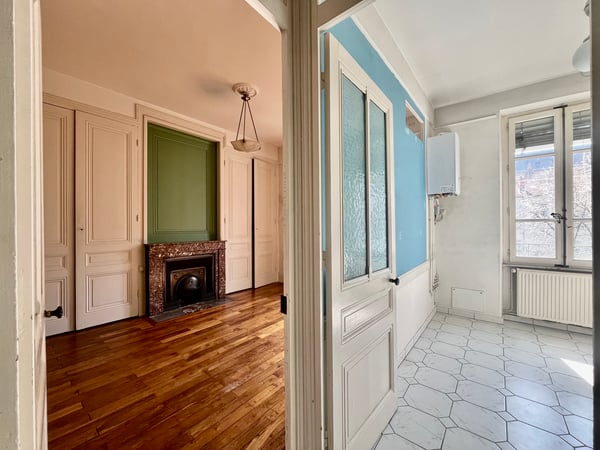 EXCLUSIVITE - T2 de 59,13m2 (loi Carrez) - 3ème étage 5