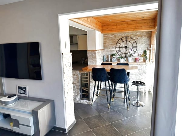 Superbe T4 rénové de 97 m2 avec grande terrasse 10