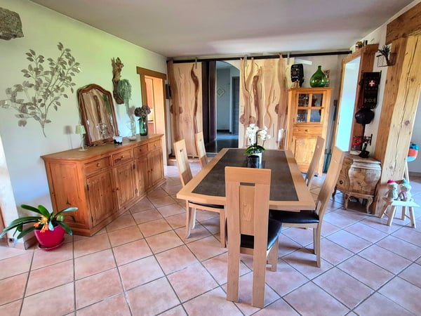 Maison chaleureuse et authentique de 132 m2 sur un terrain de 1 200 m2 13