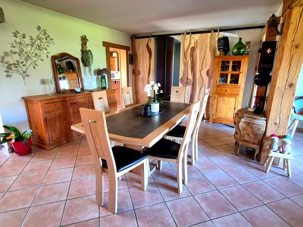 Maison chaleureuse et authentique de 132 m2 sur un terrain de 1 200 m2 2