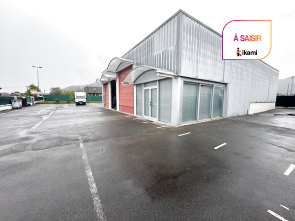 MARIGNIER MAISON  ET ENTREPOT 557 M² 5