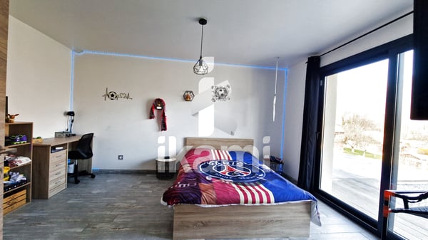 Lathuile, Maison 165 m² avec piscine à 1 km du lac d'Annecy   Coup de coeur assuré 9