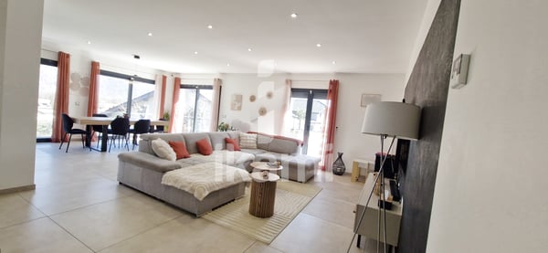 Lathuile, Maison 165 m² avec piscine à 1 km du lac d'Annecy   Coup de coeur assuré 4