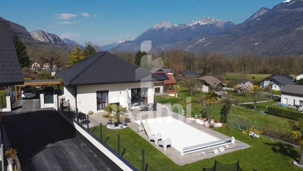 Lathuile, Maison 165 m² avec piscine à 1 km du lac d'Annecy   Coup de coeur assuré 13
