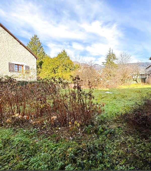 Ensemble immobilier à rénover et terrain constructible 13