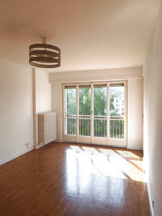 Moëllesulaz Appartement T2 rénové 50 m² avec balcons et parking 1