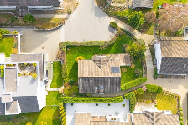Grosszügiges Einfamilienhaus mit Garten, Sauna und Weitsicht 13