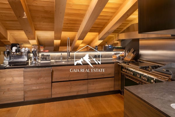 Steffany - Attique 10