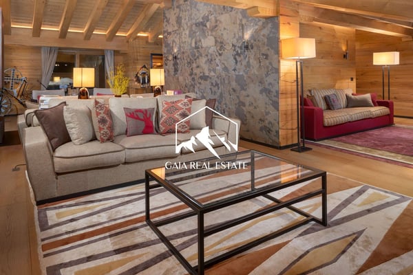 Steffany - Attique 2