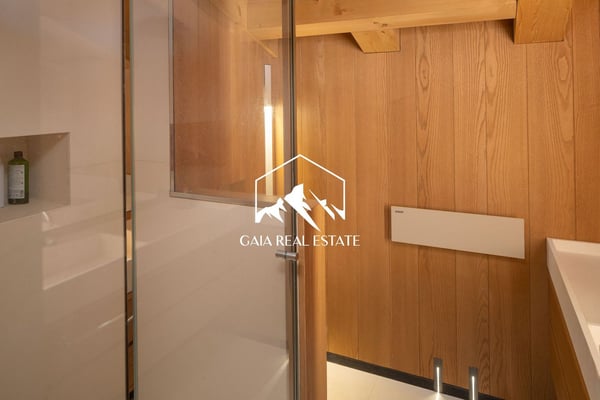 Steffany - Attique 12