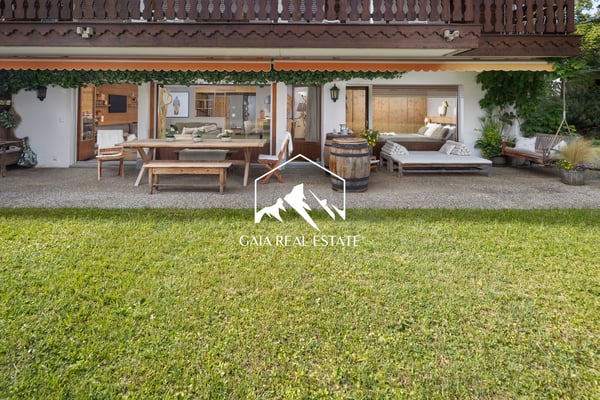 Stunning 4.5-Room Apartment on Route de Tsarbouye 22