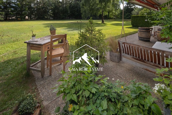 Stunning 4.5-Room Apartment on Route de Tsarbouye 15