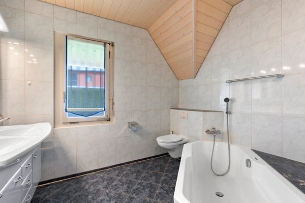 2.5-Zimmer-Einfamilienhaus mit Weitblick in Egerkingen 11