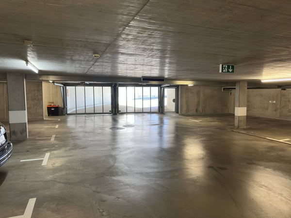 Parkplätze in der ESH Burgfeld Belp zu vermieten 2