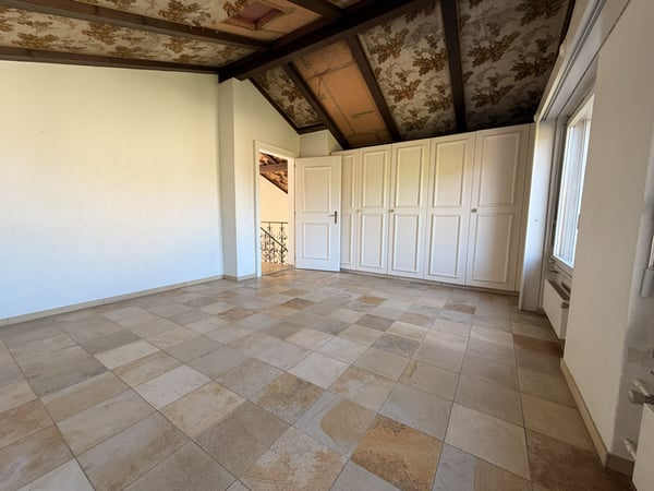5.5-Zimmer-Einfamilienhaus mit Garten in Müntschemier kaufen 8