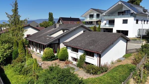 5.5-Zimmer-Einfamilienhaus mit Garten in Müntschemier kaufen