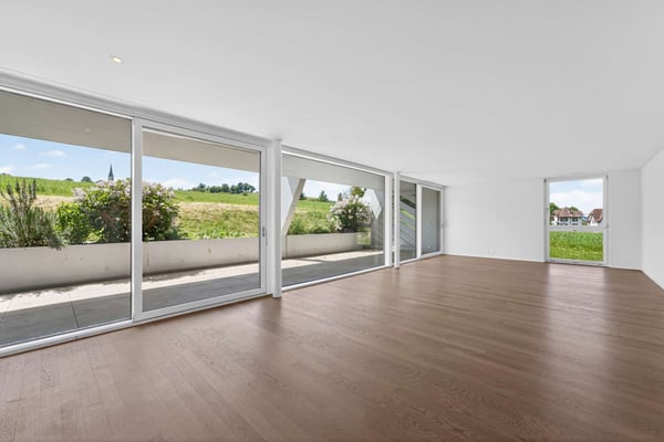 Grosszügig wohnen: Moderne 5.5-Zimmer-Wohnung mit 35,5 m² Terrasse 2