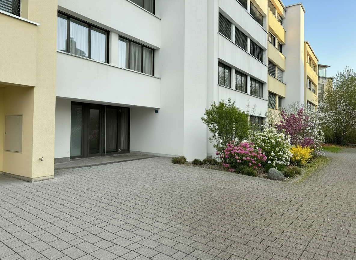 Immobilie in Buchrain - 4.5-Zimmer-Wohnung im Dachgeschoss - grosses Potenzial inklusiver PP - Bild 10