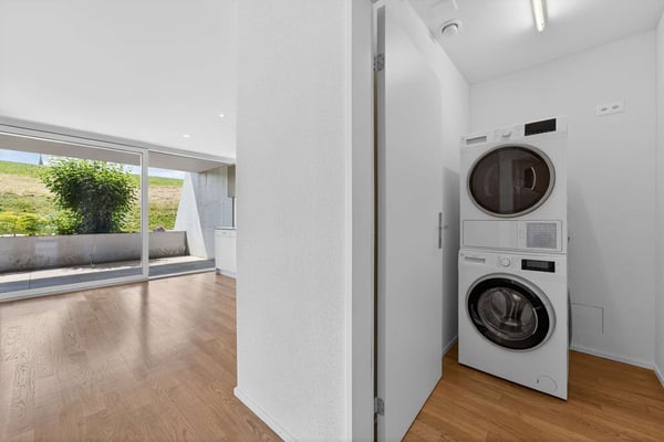 moderen und helle 5.5-Zimmerwohnung mit grosser Terrasse von 35.5m2 | Ihr Rückzugsort im Grünen 9