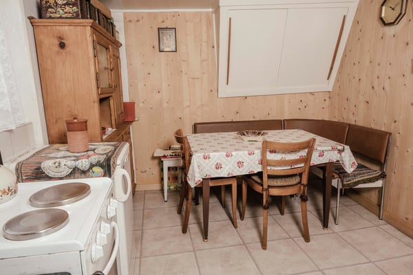 4.5-Zimmer-Haushälfte in idyllischem Bergdorf 10