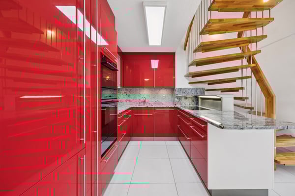 Moderne 1-Zimmer-Maisonette-Wohnung mit Stadtblick in Dietikon 9