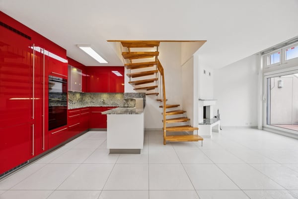 Moderne 1-Zimmer-Maisonette-Wohnung mit Stadtblick in Dietikon 8