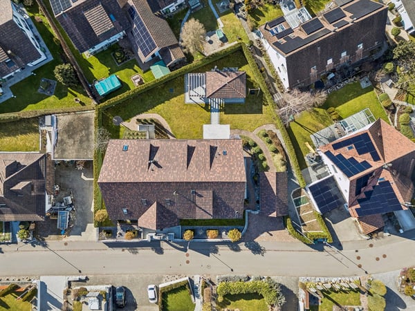 12-Zimmer-Villa mit Indoor-Pool | Mietkauf möglich 36