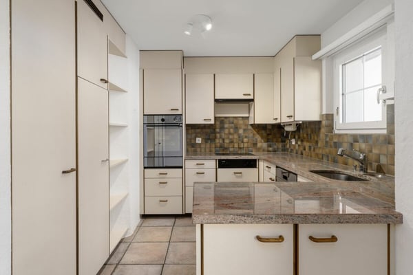 Wohnen mit Stil und Grosszügigkeit - Ihre 1.5-Zimmer-Maisonettewohnung 5