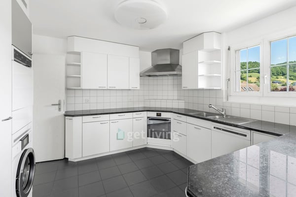 FREISTEHENDES EINFAMILIENHAUS MIT POOL (STEUERFUSS 90 %)--SINGLE-FAMILY HOUSE WITH POOL (TAX RATE 90%) 9