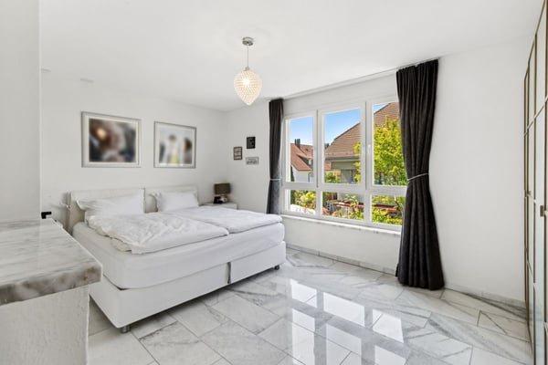 GROSSZÜGIGE ATTIKAWOHNUNG MIT TRAUMHAFTER AUSSICHT 8