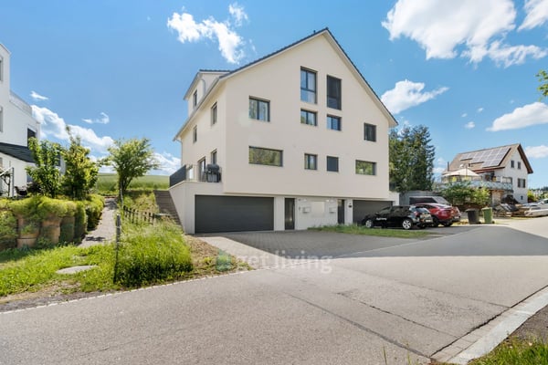 EXKLUSIVE DOPPELHAUSHÄLFTE MIT 151m2 GARTEN, ELTERNSUITE UND HOCHWERTIGEEM AUSBAU - BAUJAHR 2020 2