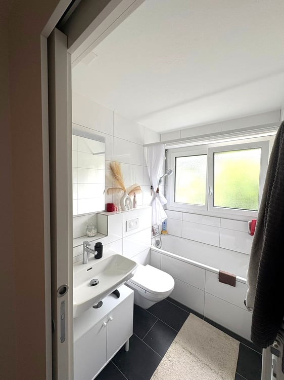 Moderne 1.5-Zimmer-Wohnung mit Balkon 6