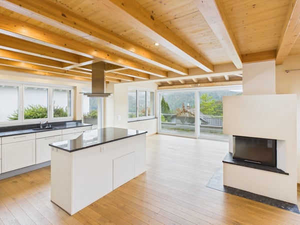 Ein Haus mit Charakter. Ein Ausblick zum Bleiben. 4