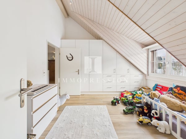 Ausblick in die Wolken: Geniessen Sie Ihr traumhaftes Zuhause auf zwei Ebenen! 7