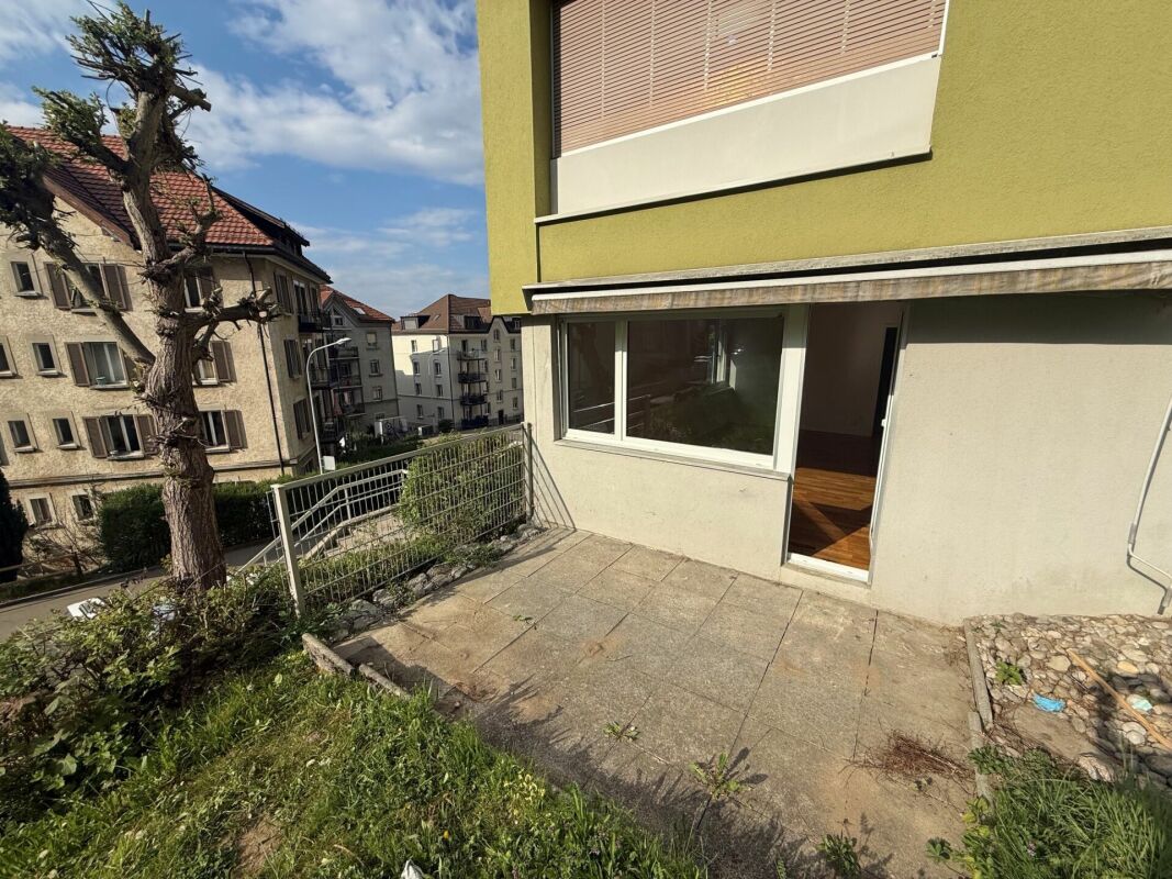 3.5 Zimmerwohnung mit Sitzplatz