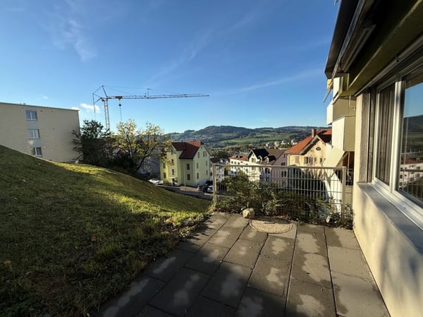 3.5 Zimmerwohnung mit Sitzplatz 11