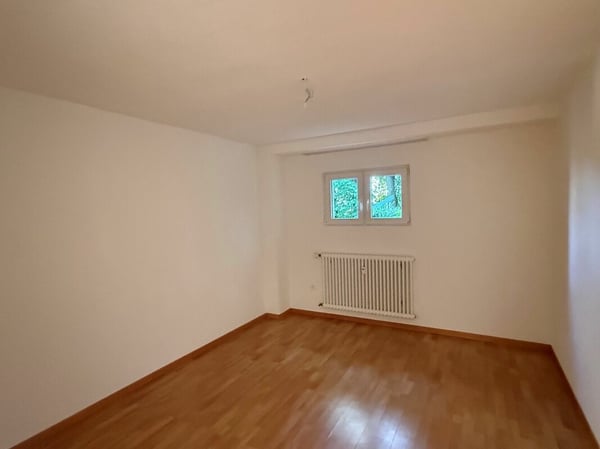 3.5 Zimmerwohnung mit Sitzplatz 8