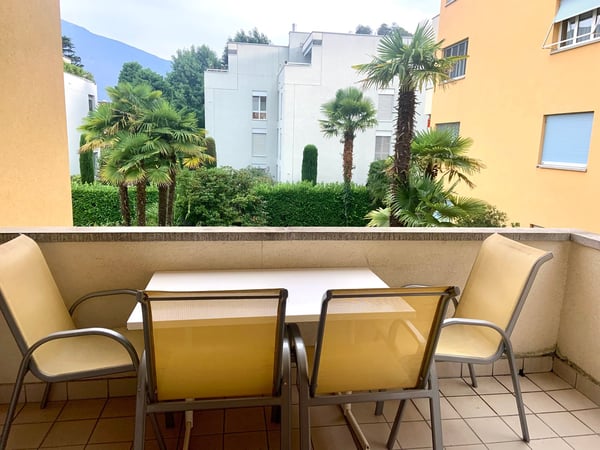 moderne Wohnung an bester Lage in Asona 8