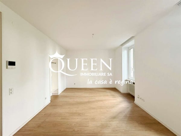 Lugano centro: ufficio 2 locale, 6 mq., in via Nassa 2