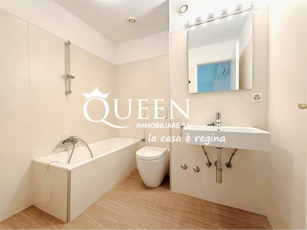 Lugano centro: ufficio 2 locale, 6 mq., in via Nassa 11