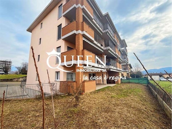 Stabio: moderno appartamento 4.5 locali, 138 mq. con giardino, in zona 1
