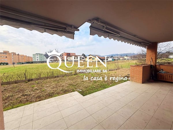 Stabio: moderno appartamento 4.5 locali, 138 mq. con giardino, in zona 4