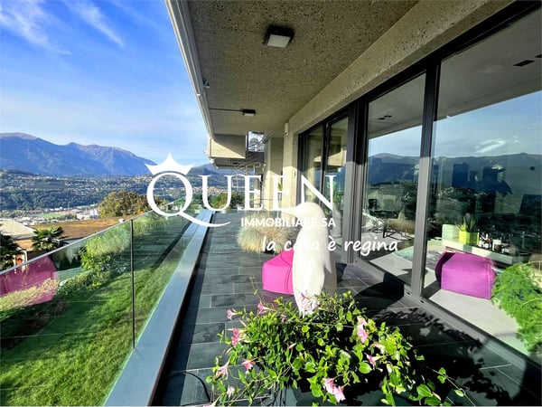 Aldesago: attico 5.5 locali, 320 mq., roof terrace, Jacuzzi, vista moz 2