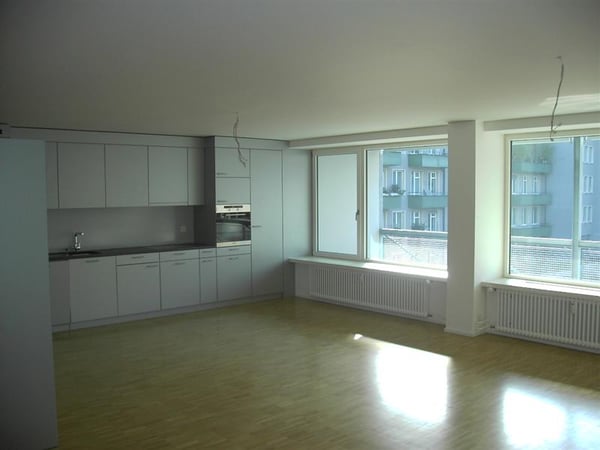 Attraktive 4.5 Zimmerwohnung im Zentrum von Basel 2
