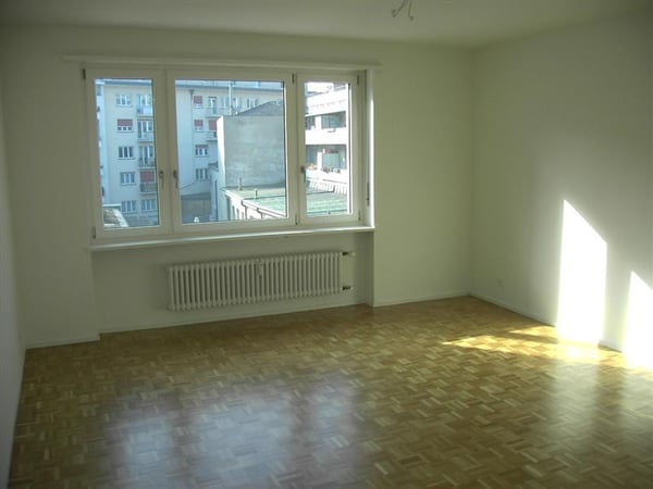 Attraktive 4.5 Zimmerwohnung im Zentrum von Basel 4