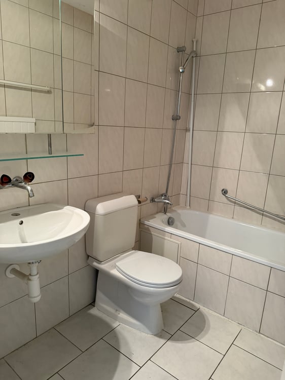 Attraktive 3 Zimmerwohnung in Basel 5
