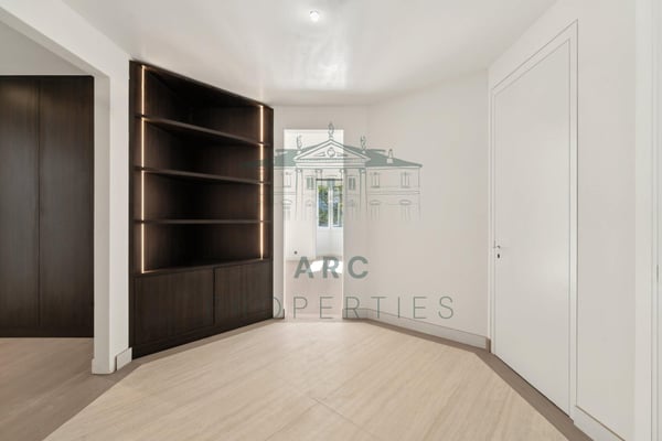 CHAMPEL - ATTIQUE D'EXCEPTION RÉNOVÉ 3