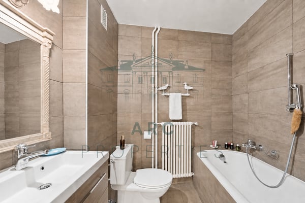 HERMANCE - MAGNIFIQUE MAISON VILLAGEOISE AVEC PISCINE 7