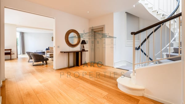 CO-EXCLUSIVITÉ - HOTEL PARTICULIER D'EXCEPTION AU CENTRE DE GENEVE 2